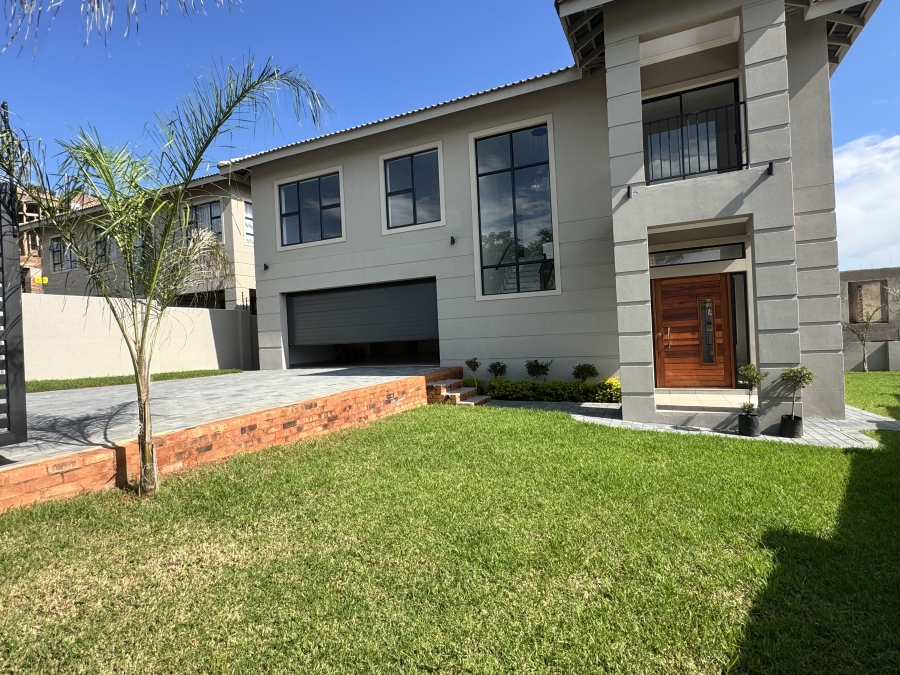 4 Bedroom Property for Sale in Wilkoppies North West